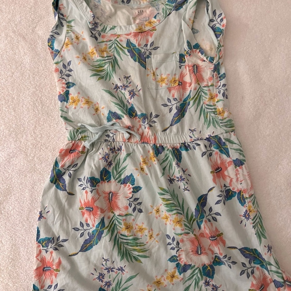 Bundle Dresses 4-5T - Picture 10 of 15